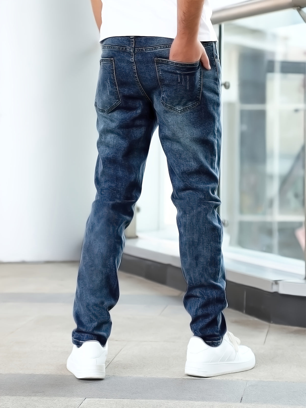 LAURENT MONACO | JEANS EN DENIM DÉLAVÉ POUR HOMMES