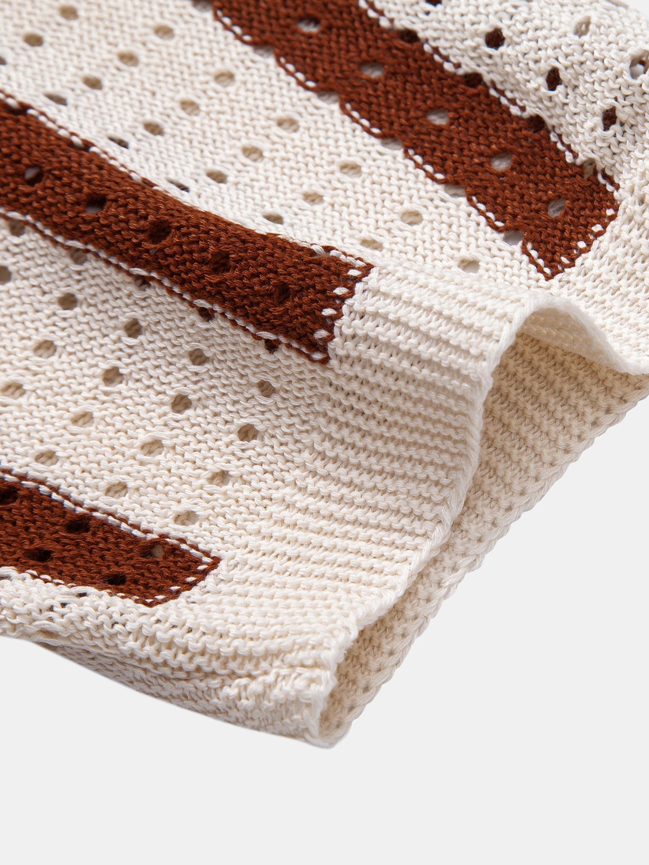 CHEMISE À RAYURES AVEC ŒILLETS EN MAILLE