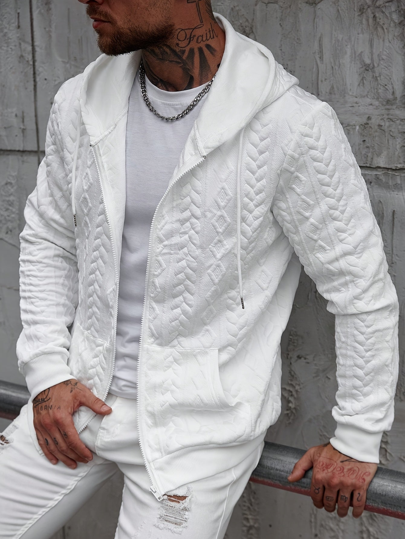 LAURENT MONACO | SWEAT À CAPUCHE EN MAILLE GÉOMÉTRIQUE POUR HOMMES