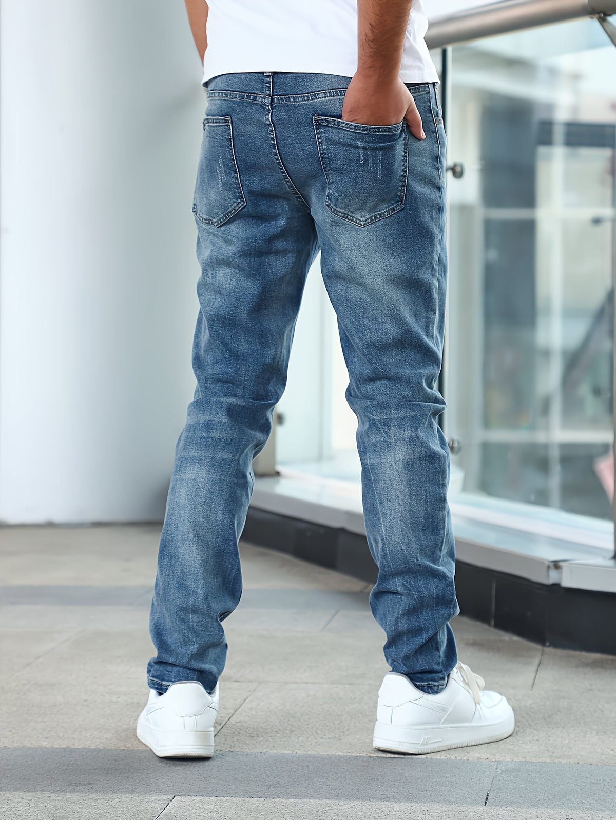 LAURENT MONACO | JEANS EN DENIM DÉLAVÉ POUR HOMMES