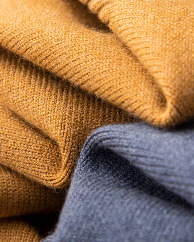 LAURENT MONACO | PULL EN V EN FIBRES NOBLES POUR HOMME