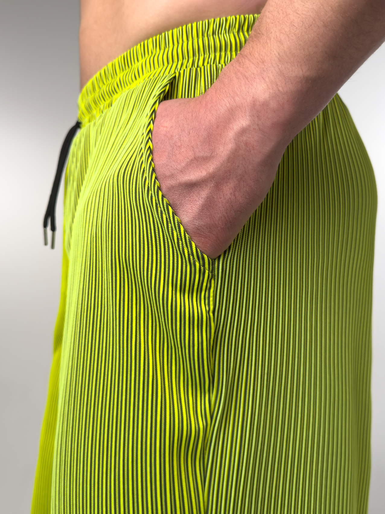 LAURENT MONACO | PANTALON DROIT À RAYURES POUR HOMMES