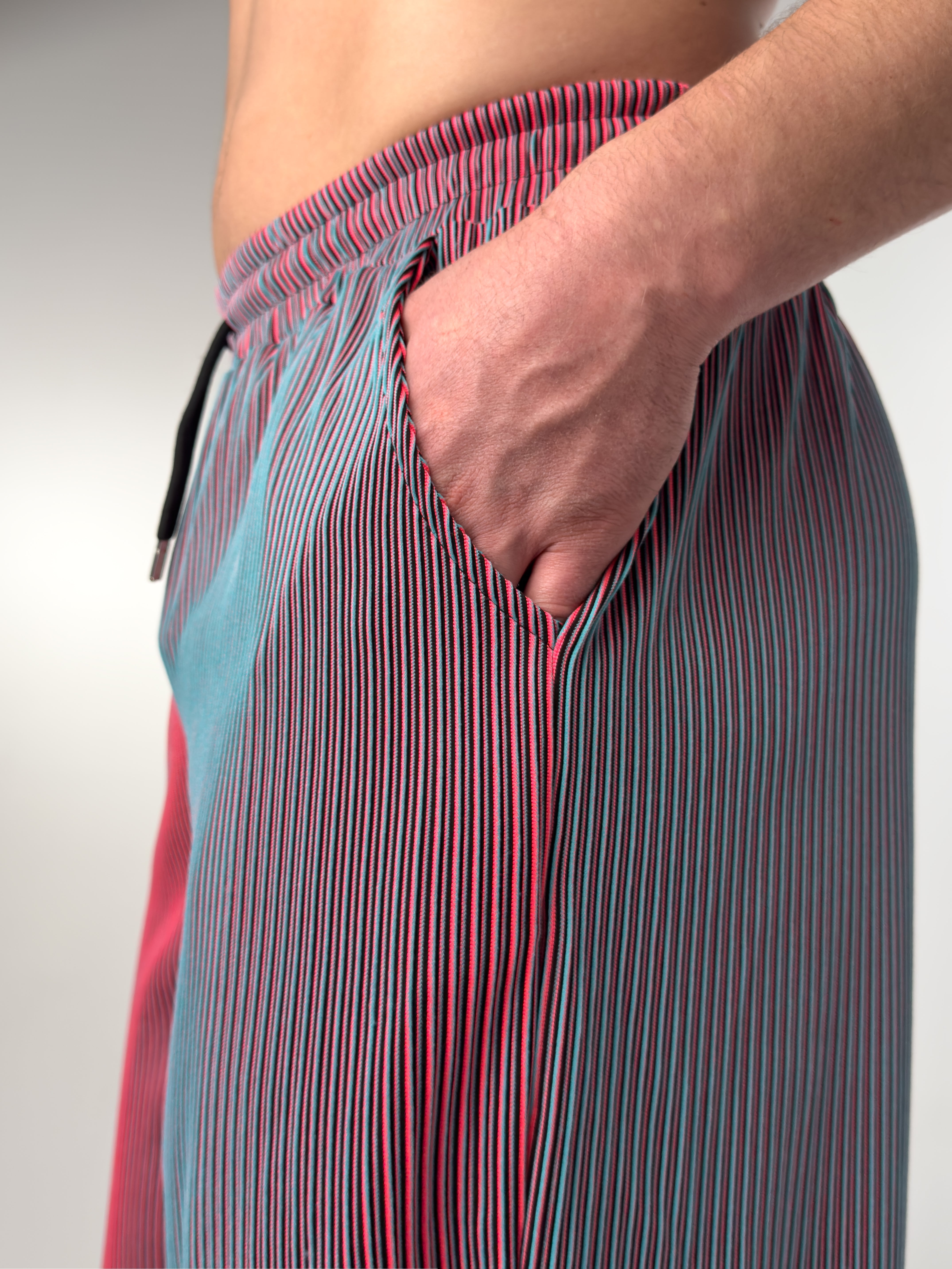 LAURENT MONACO | PANTALON DROIT À RAYURES POUR HOMMES